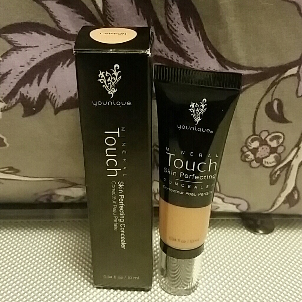 NIB Mineral Touch Concealer